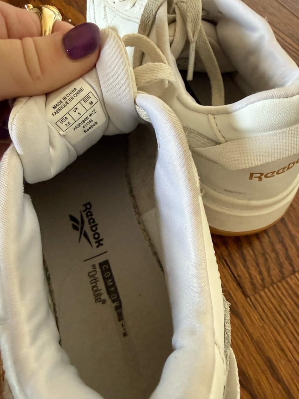 Reebok Womens White Sneakers with Gum Sole - Picture 2 of 5